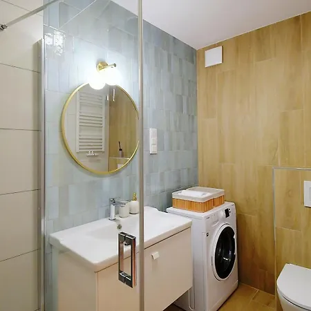 Lux Ii , - Aqua Polanki , Baseny , Sauny , Silownia *